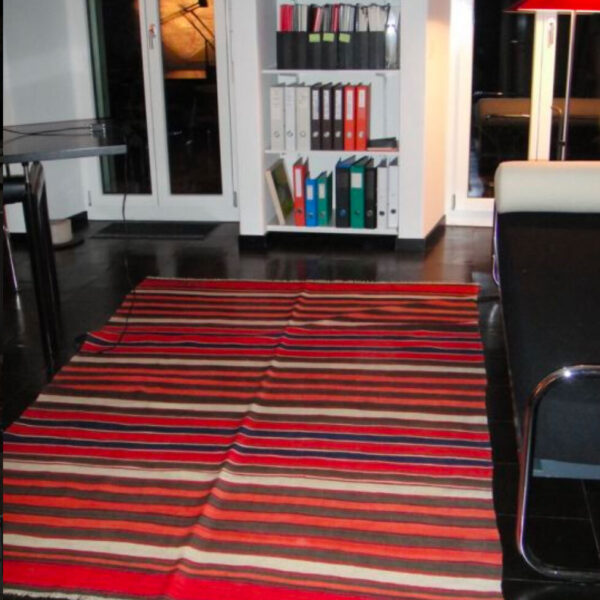 Nomadenschaetze: Striped kilim in the office